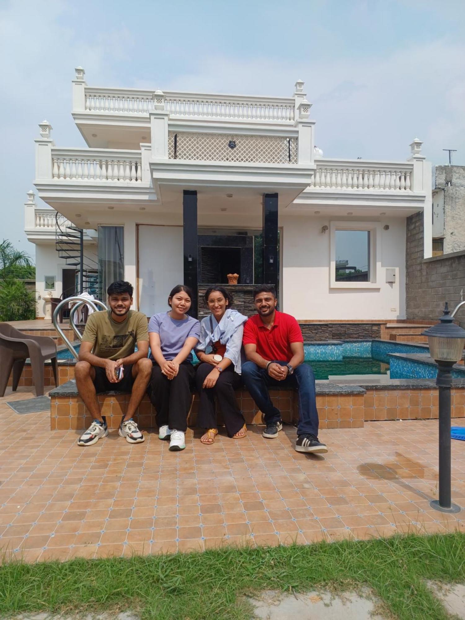 Greystone Villa, Swiming Pool , Bbq , Big Garden, Pool Table, Party Speaker, Bathtub, Kitchen, 15Mins To Golden Temple Amritsar Eksteriør bilde