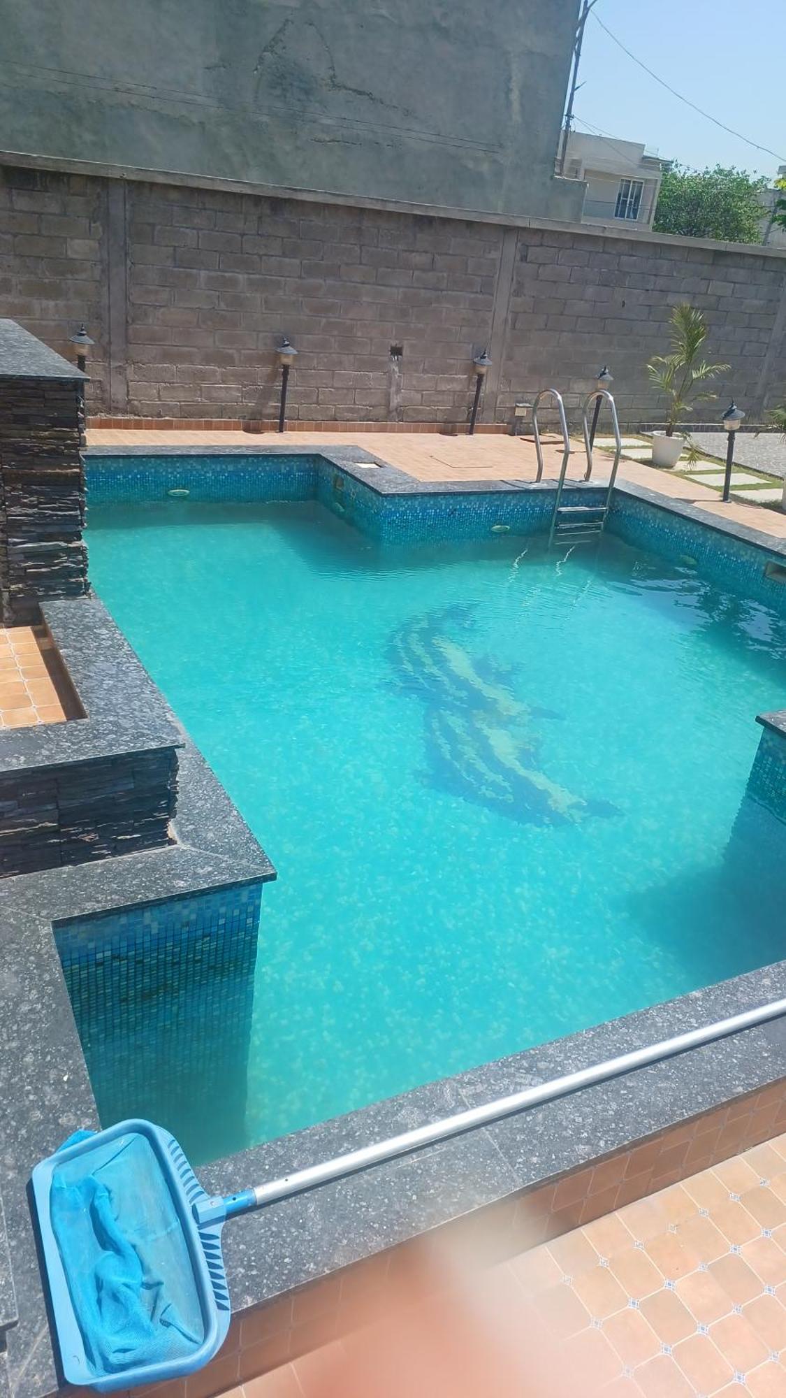 Greystone Villa, Swiming Pool , Bbq , Big Garden, Pool Table, Party Speaker, Bathtub, Kitchen, 15Mins To Golden Temple Amritsar Eksteriør bilde